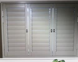 White Concertina Security Lock Shutter Security Shutter